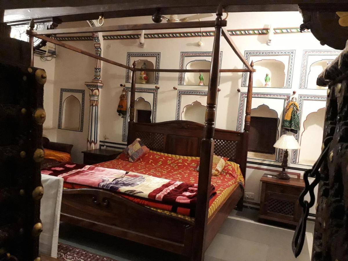 Hotel Radhika Haveli, Mandawa มันดาวา ภายนอก รูปภาพ