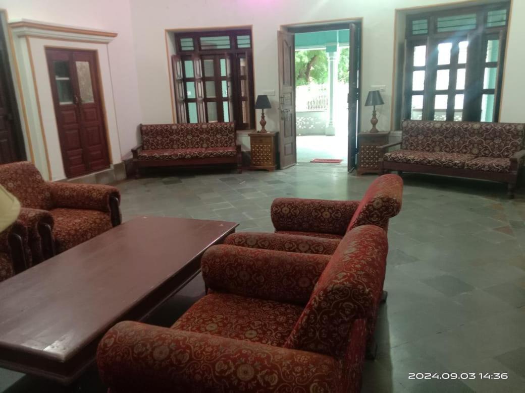 Hotel Mandawa Haveli ภายนอก รูปภาพ