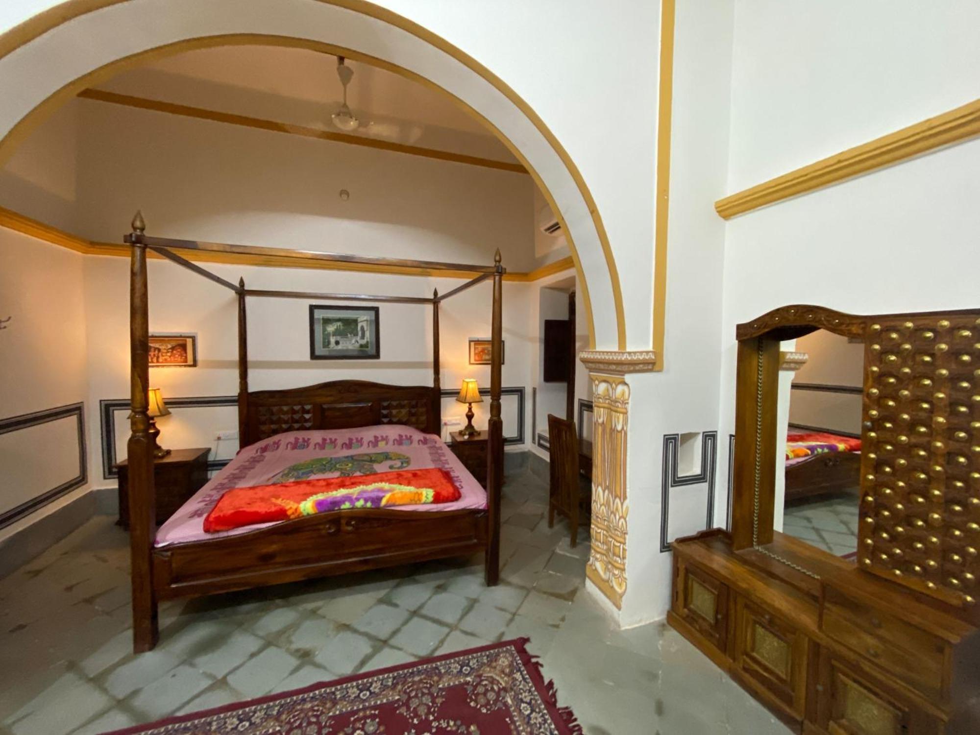 Hotel Mandawa Haveli ภายนอก รูปภาพ