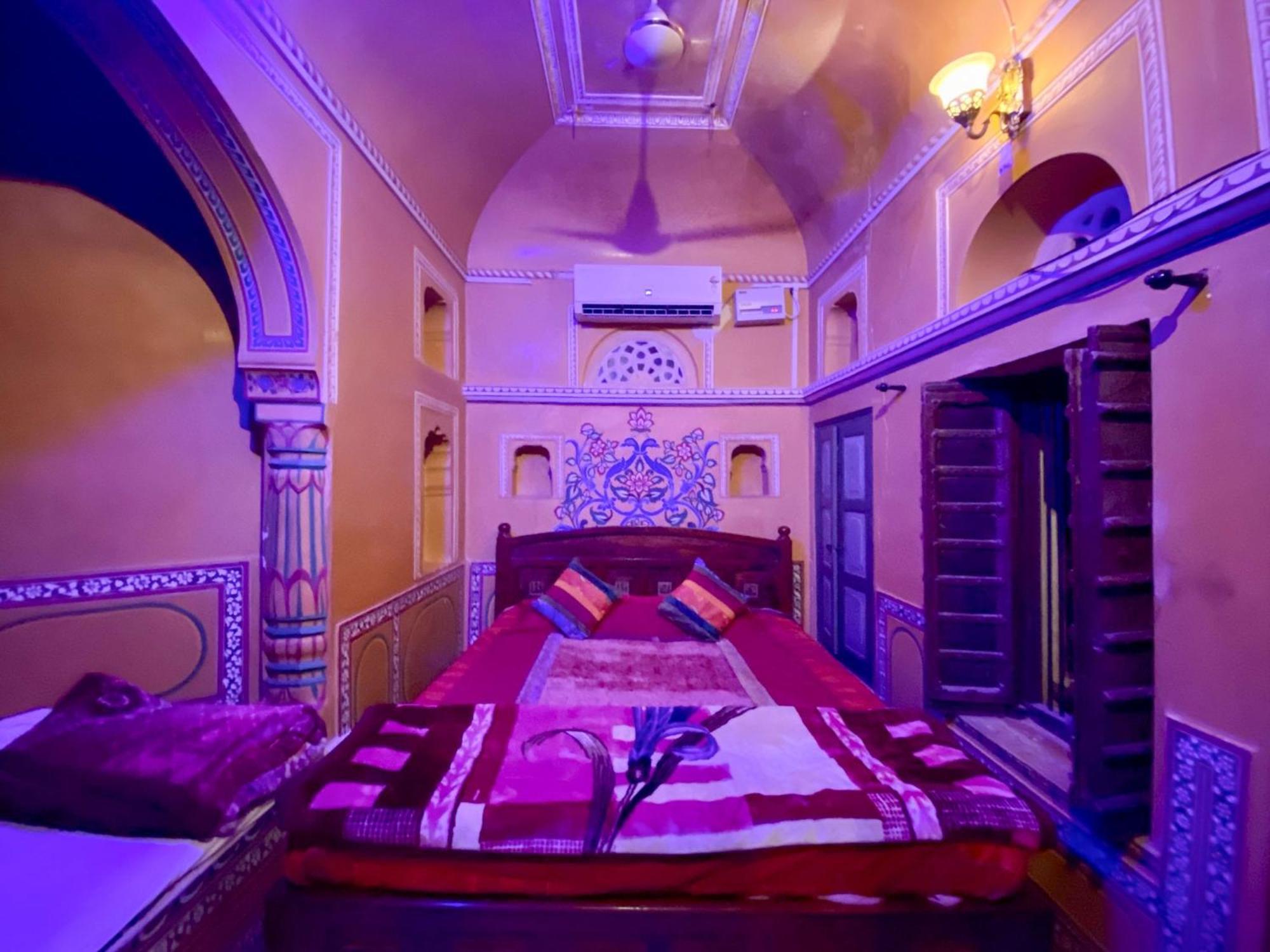 Hotel Mandawa Haveli ภายนอก รูปภาพ