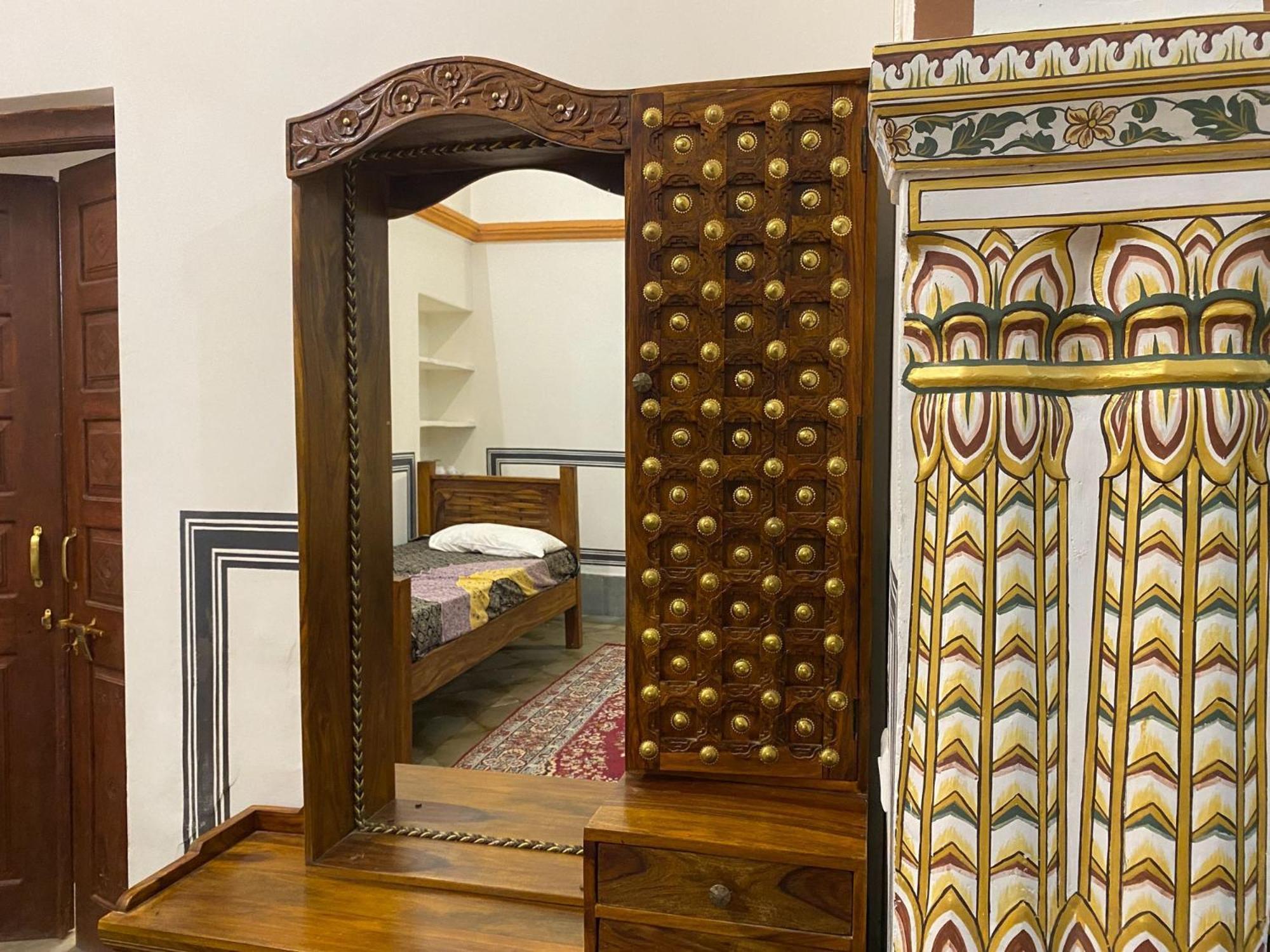 Hotel Mandawa Haveli ภายนอก รูปภาพ