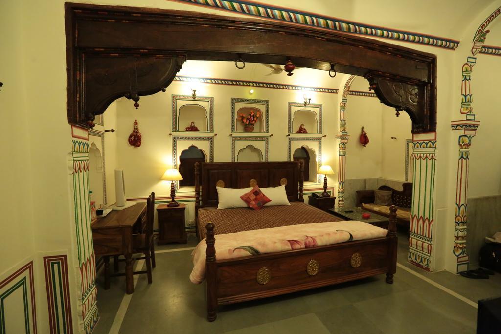 Hotel Radhika Haveli, Mandawa มันดาวา ภายนอก รูปภาพ