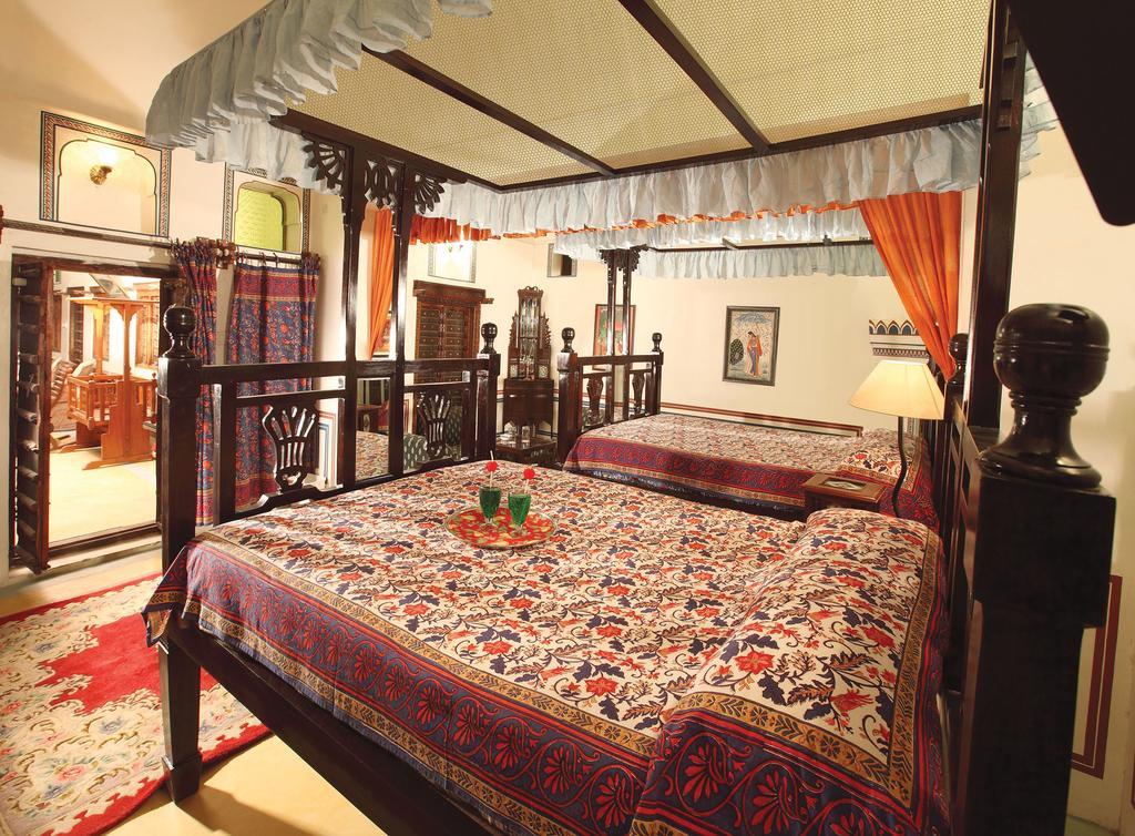 Hotel Radhika Haveli, Mandawa มันดาวา ภายนอก รูปภาพ